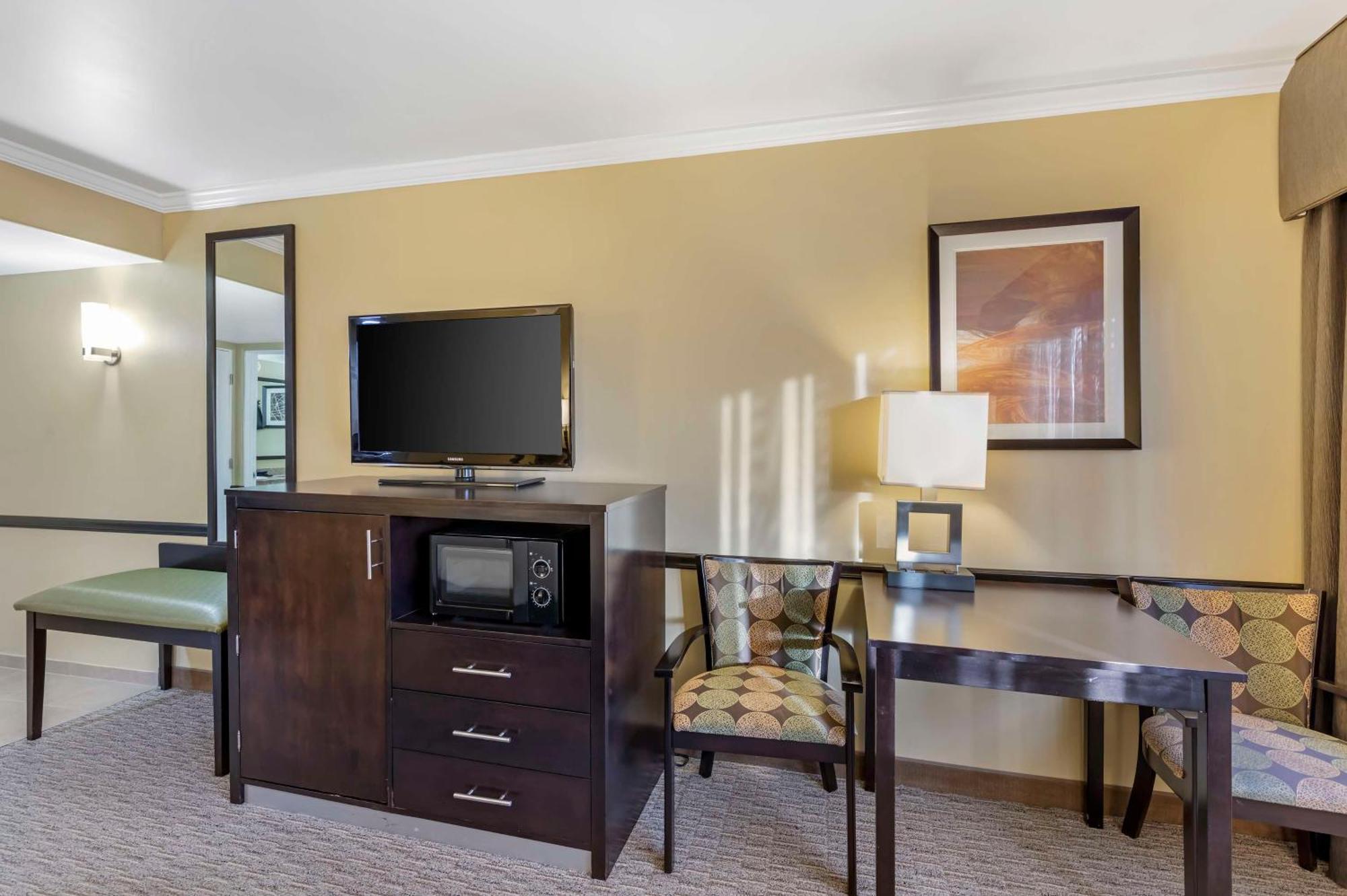 Best Western Canoga Park Motor Inn Λος Άντζελες Εξωτερικό φωτογραφία