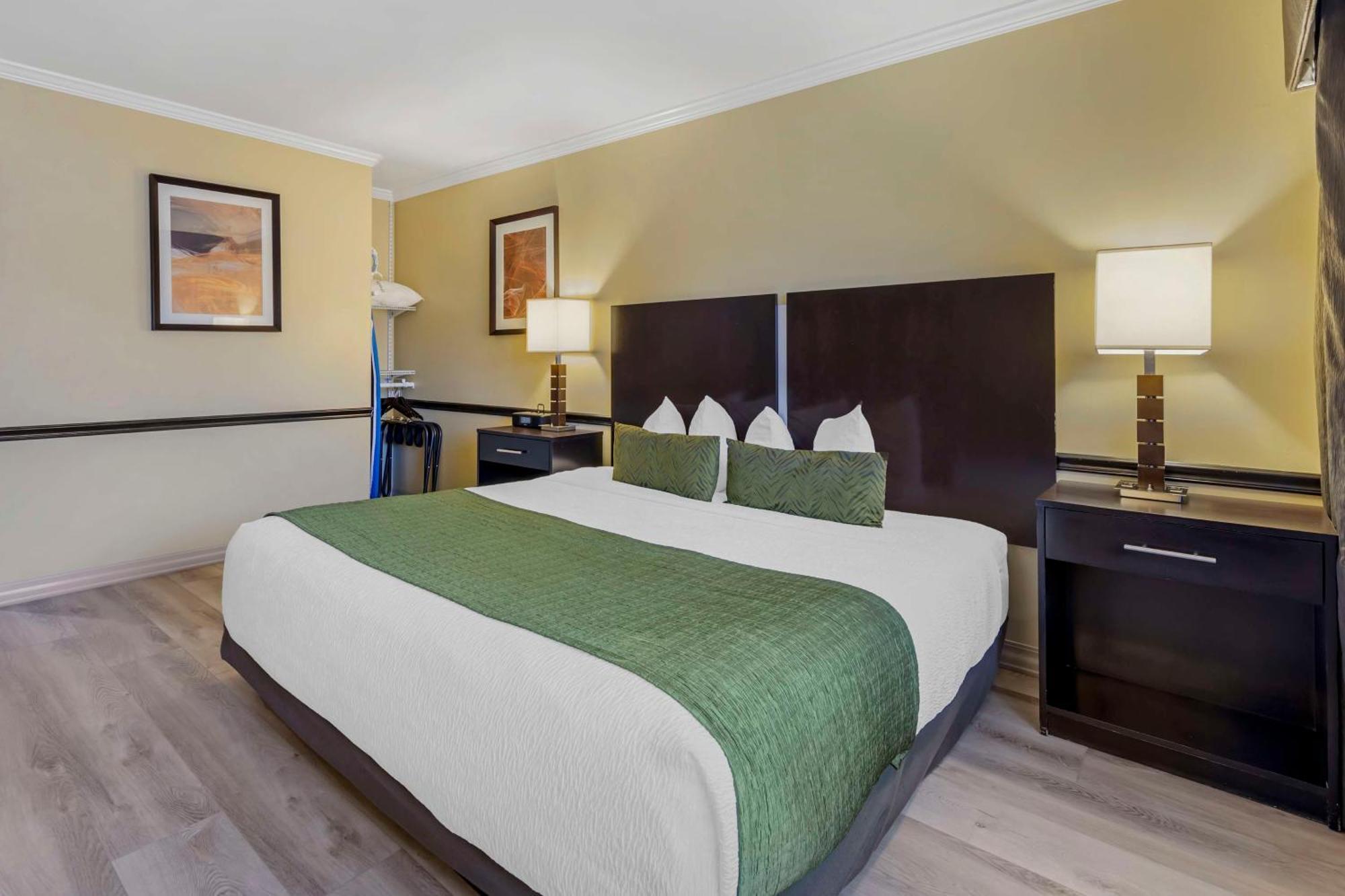 Best Western Canoga Park Motor Inn Λος Άντζελες Εξωτερικό φωτογραφία